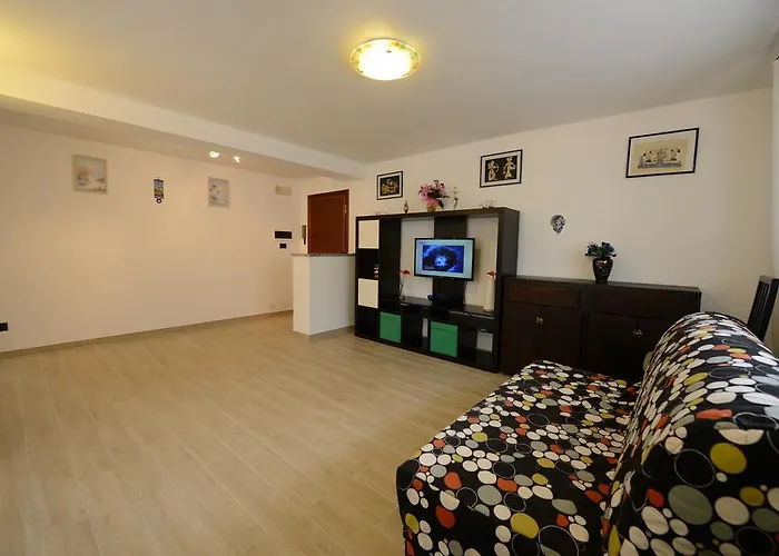 Pietri Lägenhet Marina di Campo